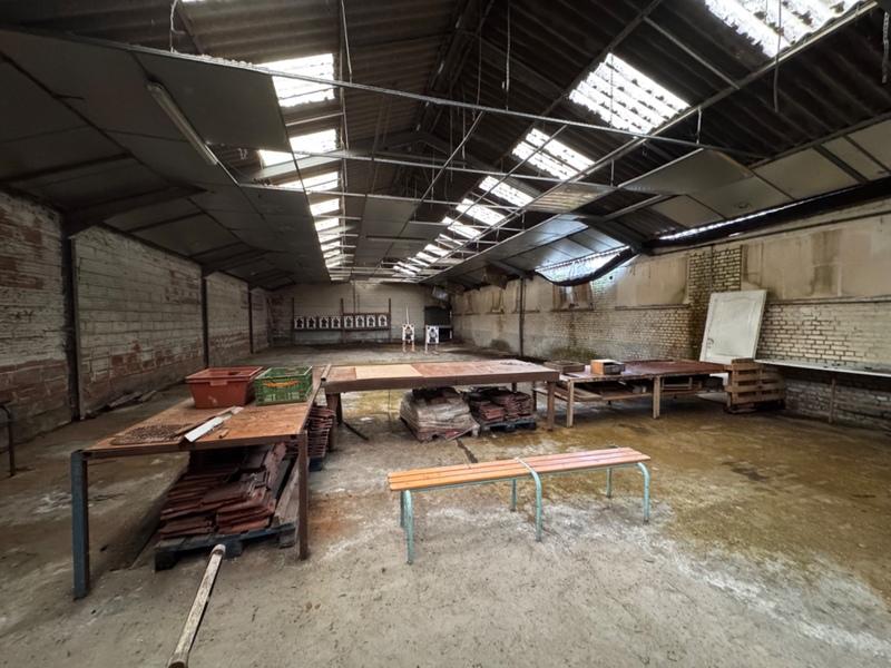 Bureau - 2 500 m² - 1 pièce