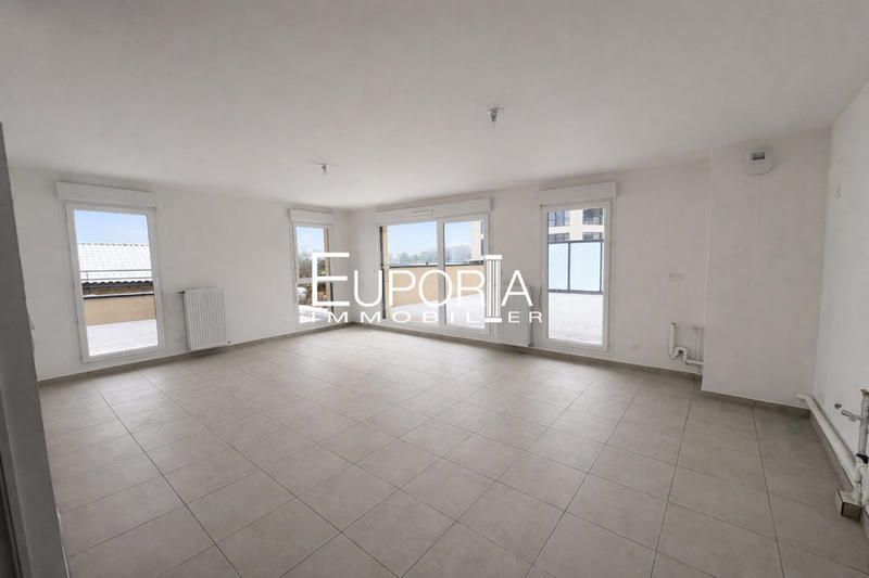 Appartement - 81 m² - 4 pièces
