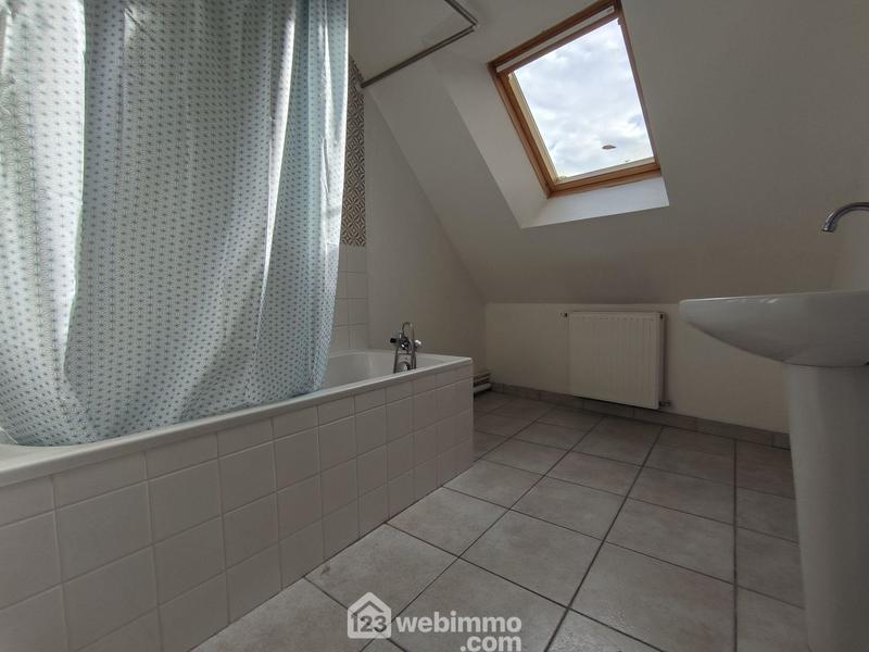 Maison - 182 m² - 8 pièces