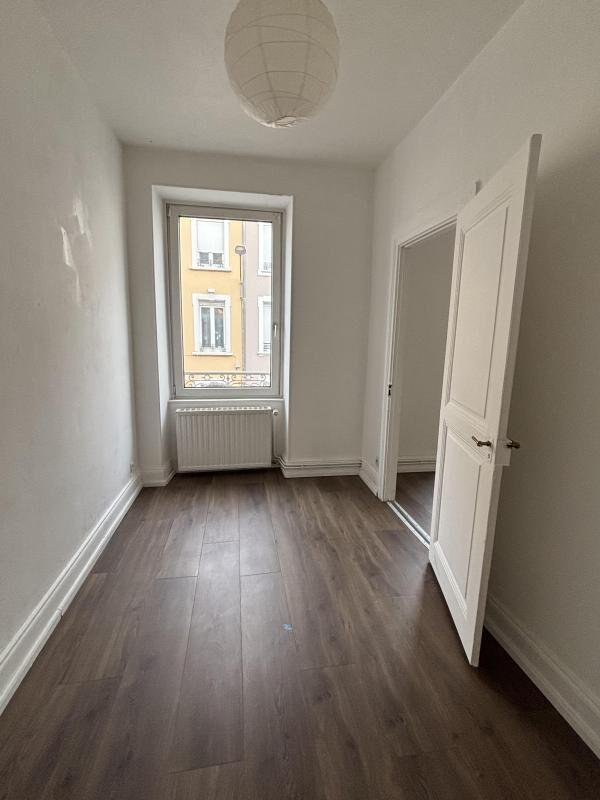 Appartement - 60 m² - 4 pièces
