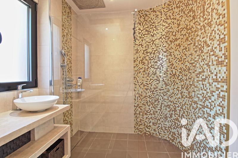 Maison de maîtres - 132 m² - 6 pièces