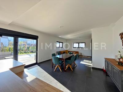 Maison - 128 m² - 6 pièces