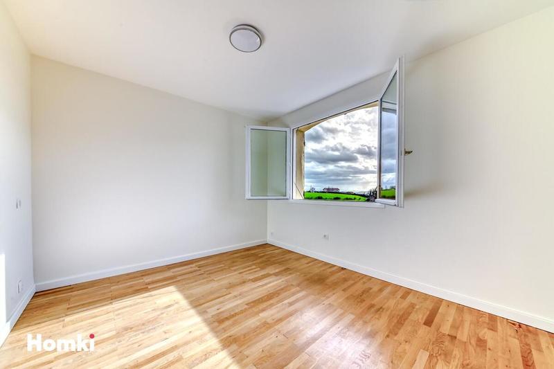 Maison - 165 m² - 6 pièces