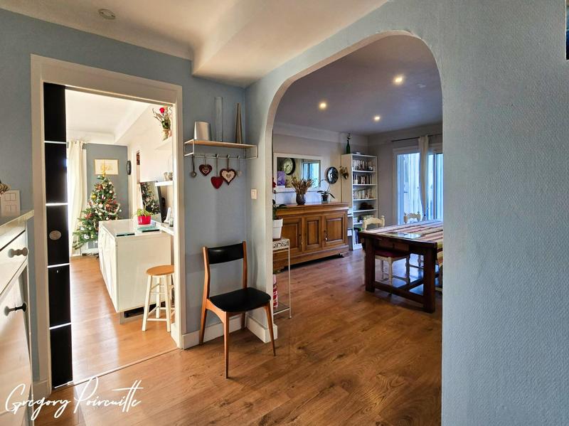 Appartement - 64 m² - 3 pièces