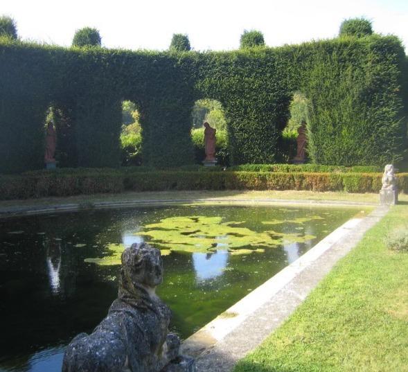 Manoir - 2 300 m² - 16 pièces