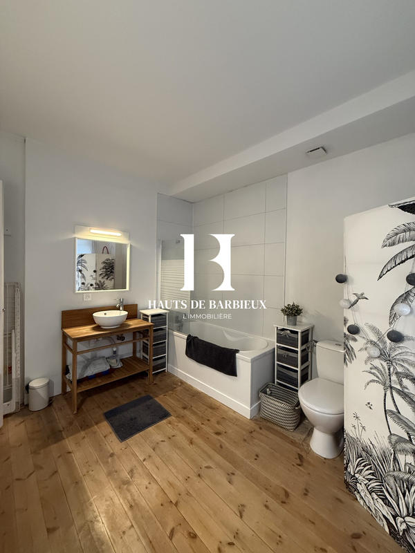 Maison - 135 m² - 5 pièces