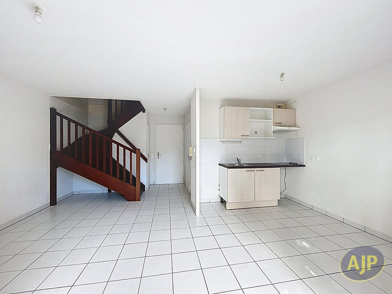 Maison - 61 m² - 3 pièces