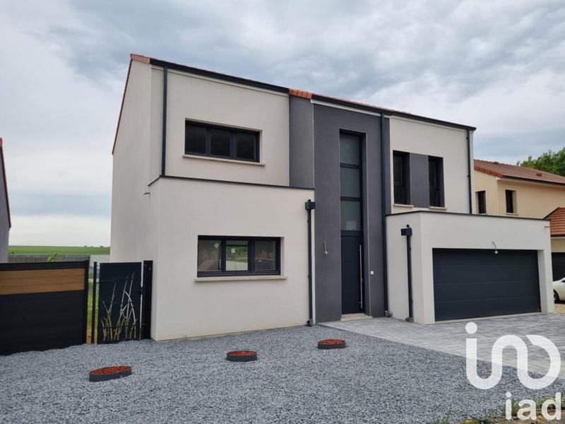 Maison - 185 m² - 5 pièces