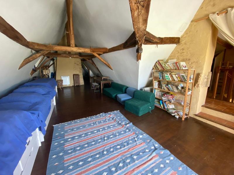 Maison - 286 m² - 9 pièces