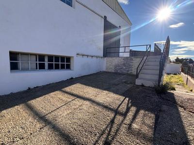 Local commercial - 714 m²