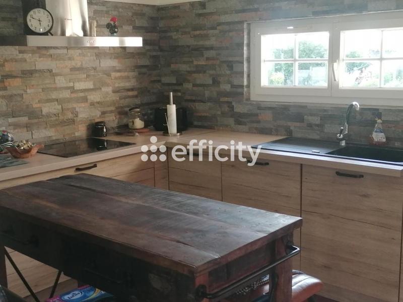 Maison - 90 m² - 4 pièces