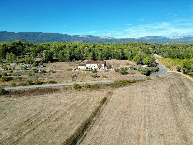 Propriété - 199 m² - 10 pièces