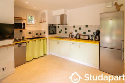 Appartement - 75 m² - 3 pièces