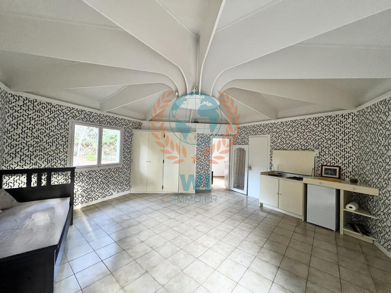 Maison - 183 m² - 6 pièces