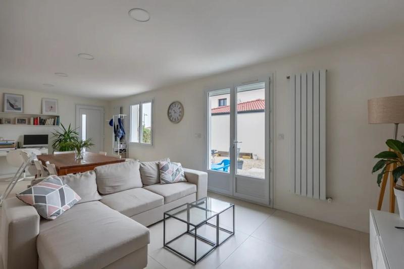 Maison - 85 m² - 3 pièces