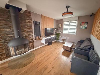 Maison - 98 m² - 5 pièces