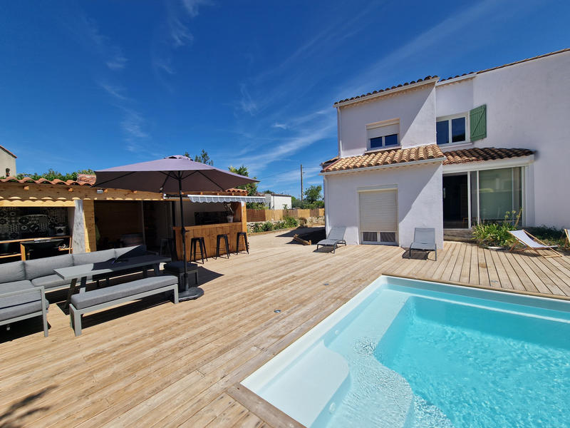 Maison - 180 m² - 6 pièces