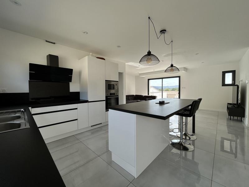 Villa - 127 m² - 4 pièces