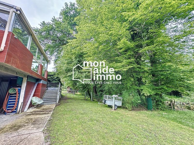 Maison - 116 m² - 10 pièces