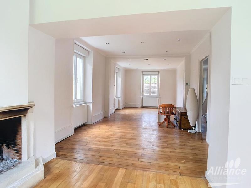 Villa - 164 m² - 6 pièces