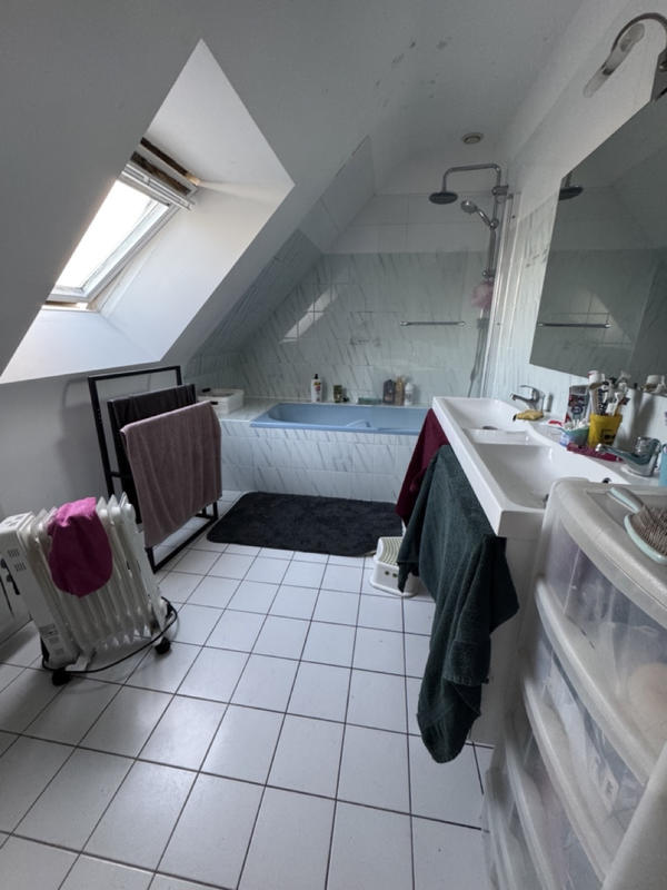 Maison - 85 m² - 4 pièces