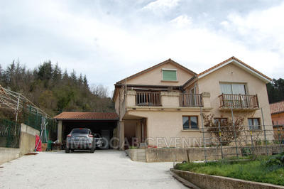 Villa - 143 m² - 6 pièces