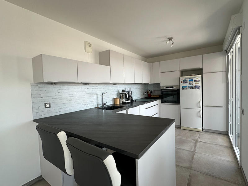 Appartement - 90 m² - 4 pièces