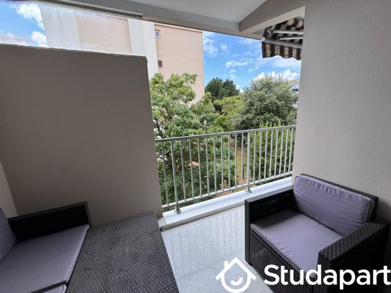 Chambre - 10 m² - 1 pièce