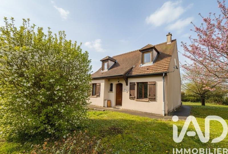 Maison - 105 m² - 4 pièces
