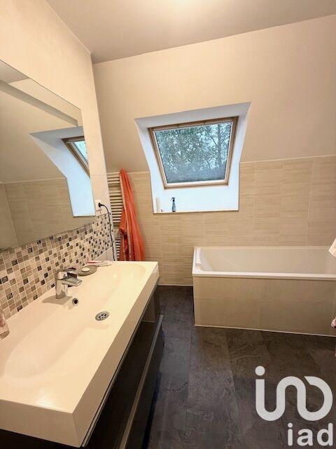 Maison - 179 m² - 6 pièces