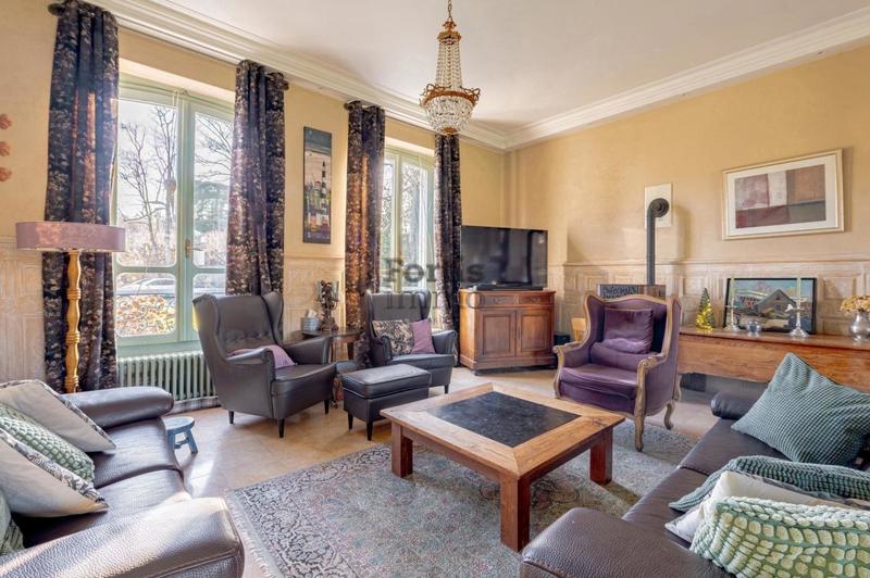 Maison de maîtres - 494 m² - 14 pièces