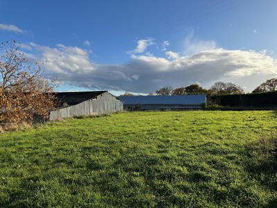 Parking / Garage - 4 500 m²