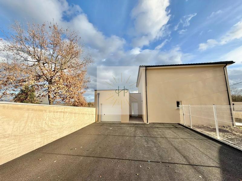 Maison - 118 m² - 4 pièces