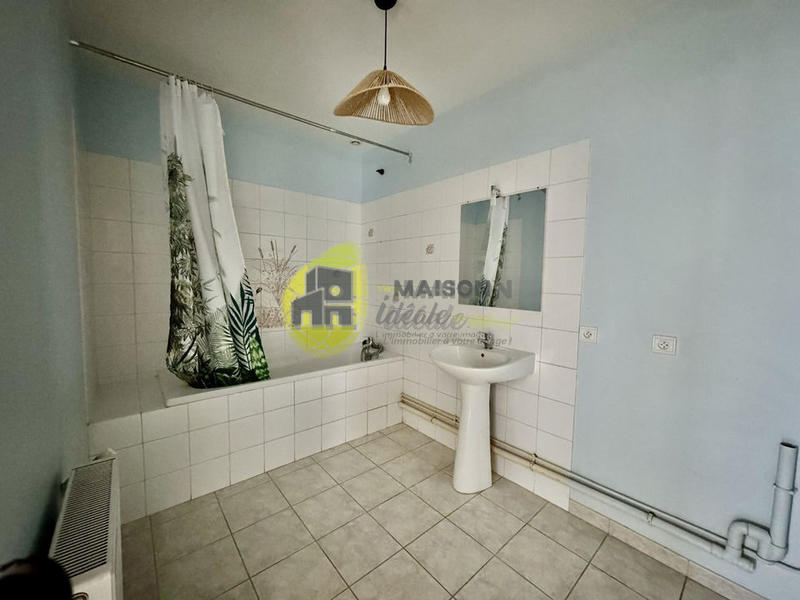 Appartement - 89 m² - 3 pièces