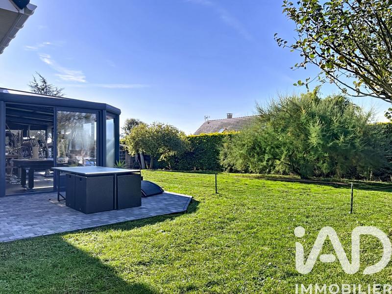 Maison - 202 m² - 8 pièces