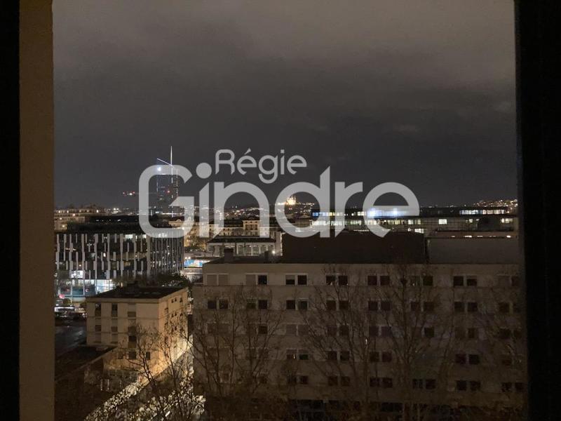 Appartement - 81 m² - 3 pièces