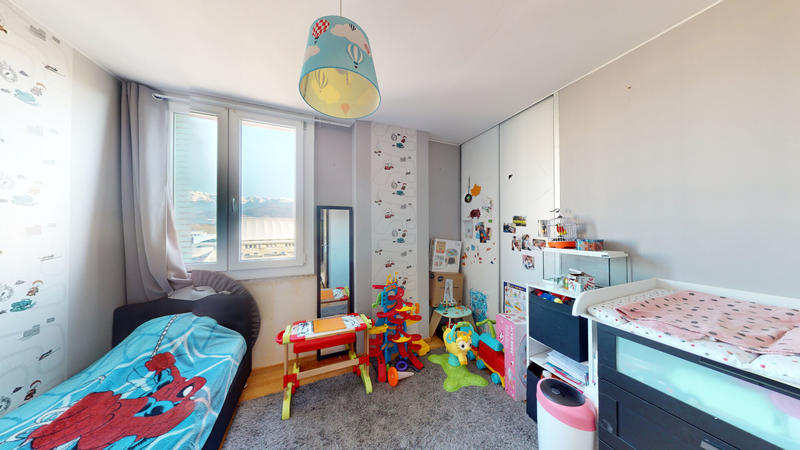 Appartement - 70 m² - 4 pièces