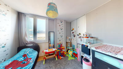 Appartement - 70 m² - 4 pièces