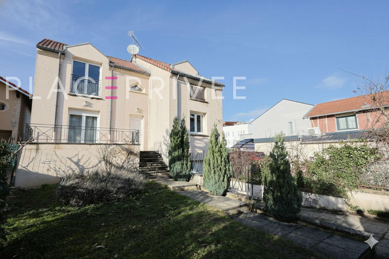 Maison - 137 m² - 5 pièces