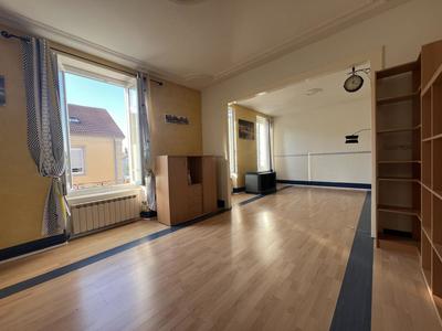 Appartement ancien - 74 m² - 4 pièces