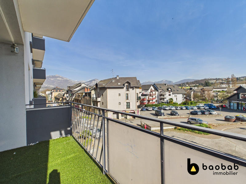 Appartement - 104 m² - 5 pièces