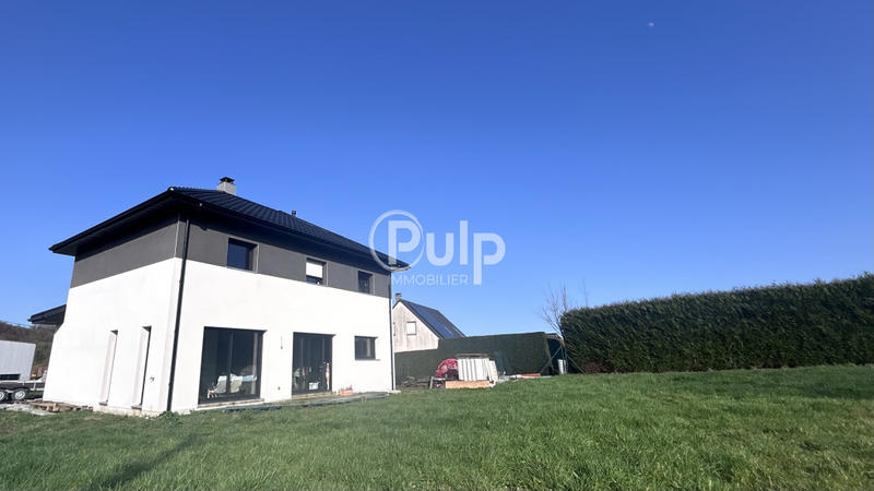 Pavillon - 150 m² - 5 pièces