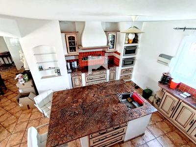 Maison - 103 m² - 5 pièces