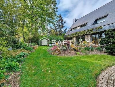 Maison - 151 m² - 7 pièces