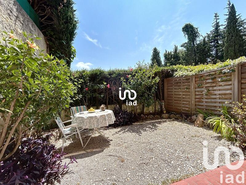 Studio - 25 m² - 1 pièce