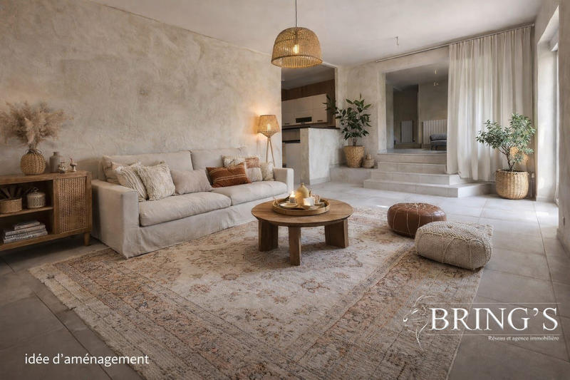 Maison - 221 m² - 8 pièces