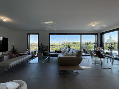 Appartement - 149 m² - 6 pièces