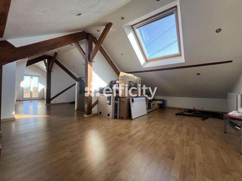 Pavillon - 193 m² - 8 pièces