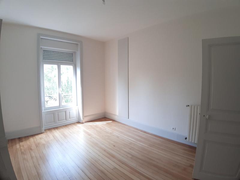 Appartement - 177 m² - 5 pièces