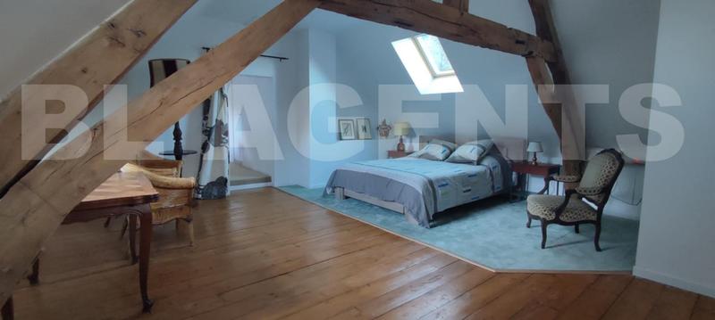 Moulin - 195 m² - 6 pièces